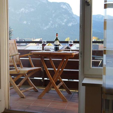 Sunny 1-Room Apartment Near Railway Station Garmisch-Partenkirchen Buitenkant foto